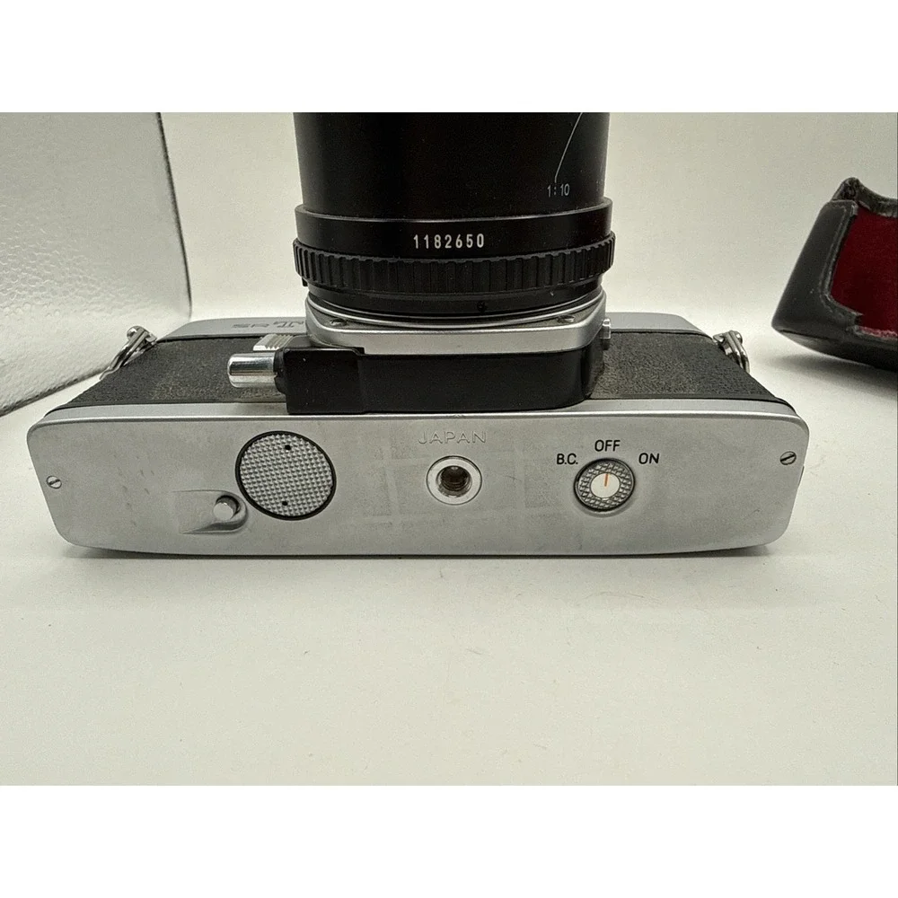Minolta SRT 101 Silver 35mm SLR Film Camera W/ MD Zoom‎ 70-210mm 1:4 Lens Tested